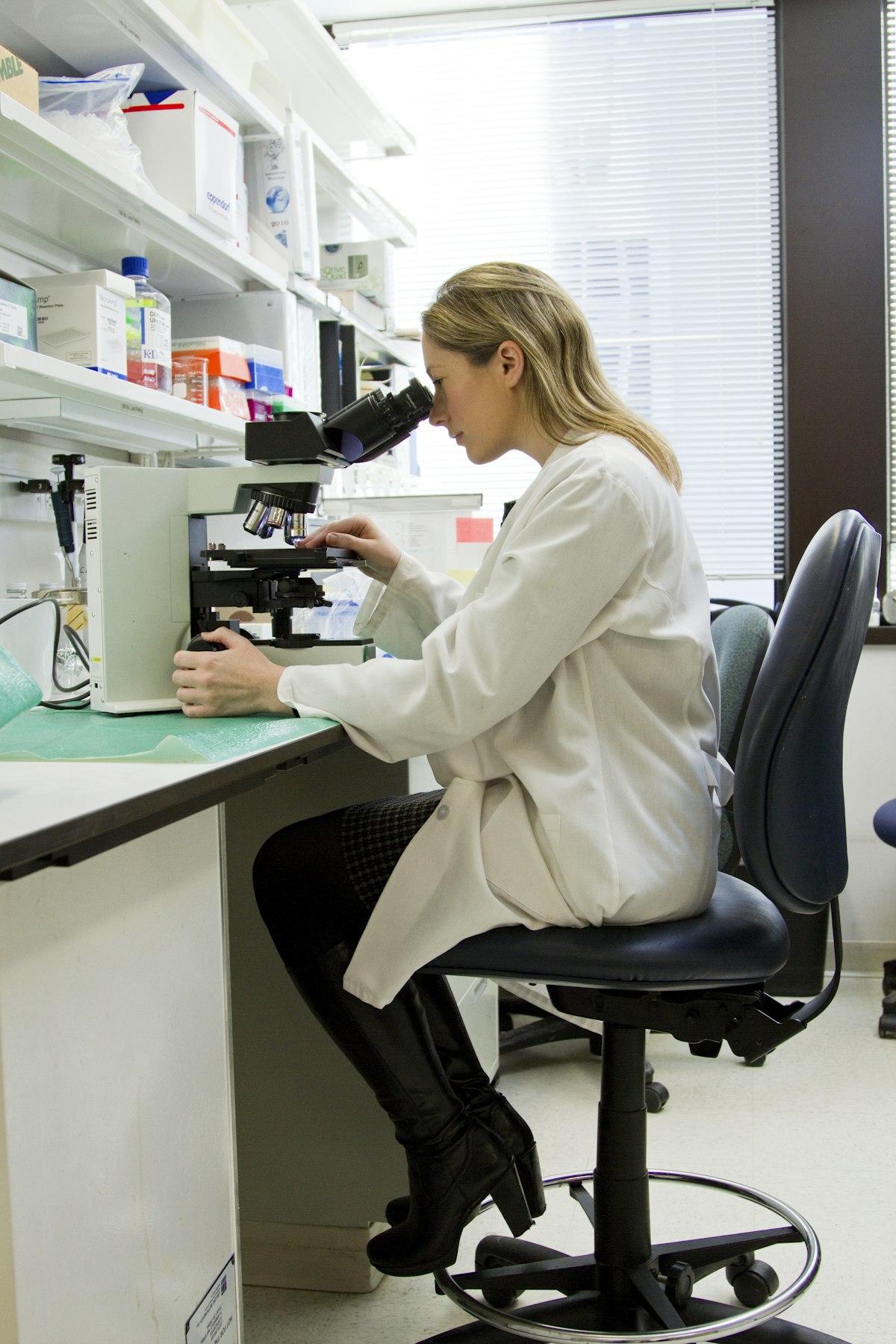 Peptide measurement and dosing units